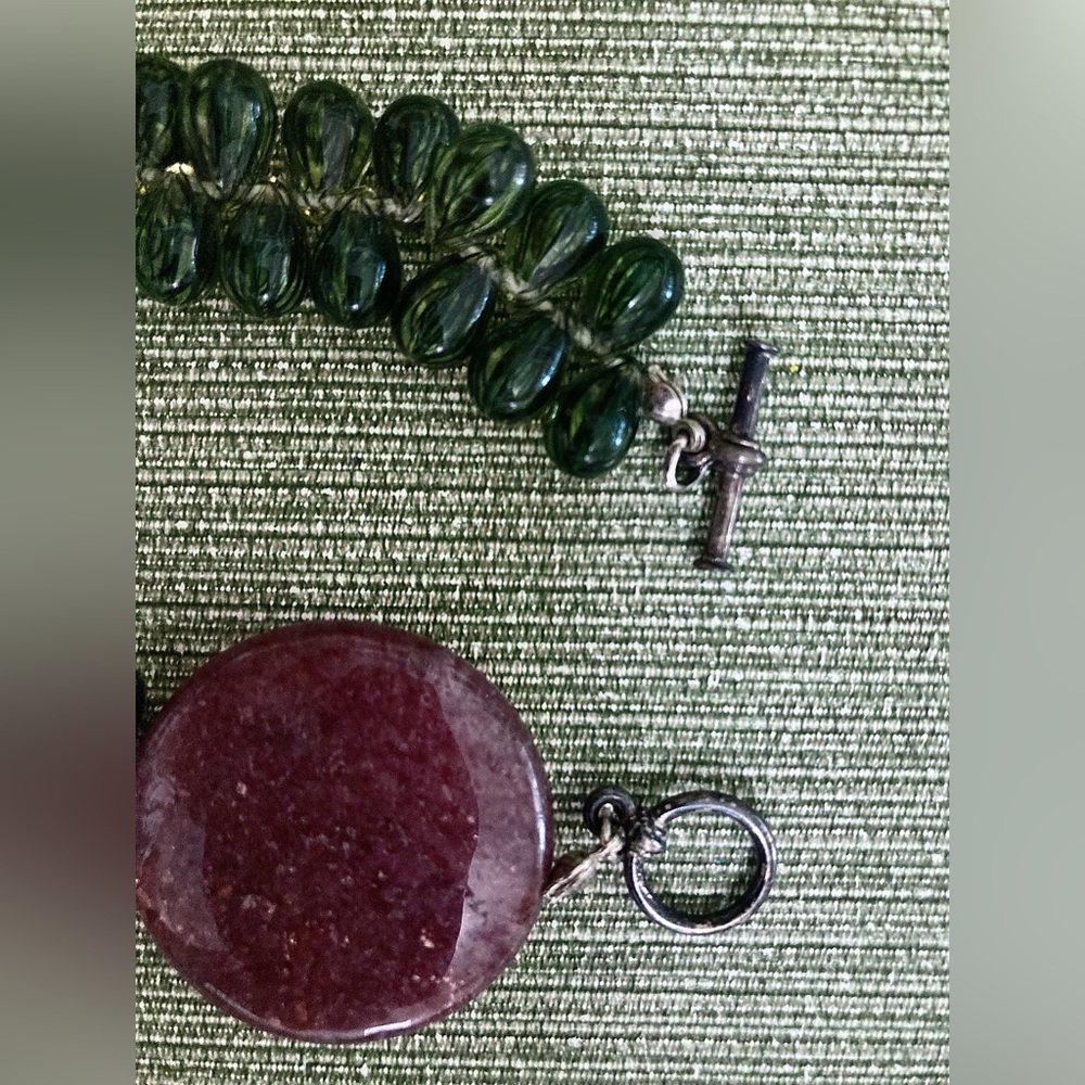 Glass Bracelet - Picture 3 of 4